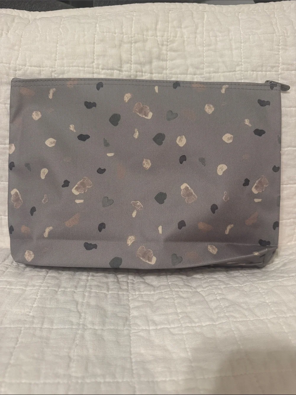 thirty-one Gray Heart Dot Cosmetic Pouch with Pink & Cream Accents